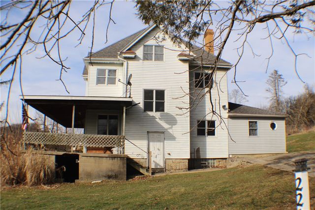 221 Ferguson Lane, Perry Twp, PA 15473