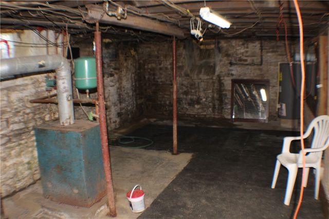 221 Ferguson Lane, Perry Twp, PA 15473