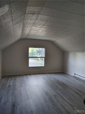 142 Warrington Road West, Syracuse, NY 13205