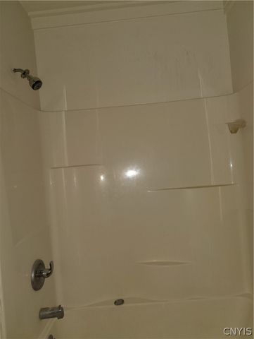 142 Warrington Road West, Syracuse, NY 13205