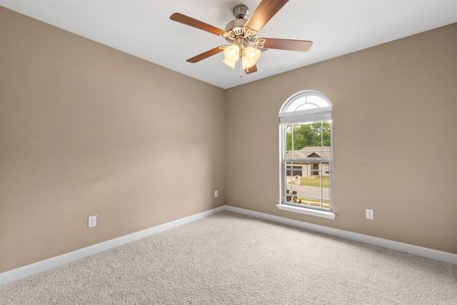 5501 Aviator Drive, Jacksonville, AR 72076