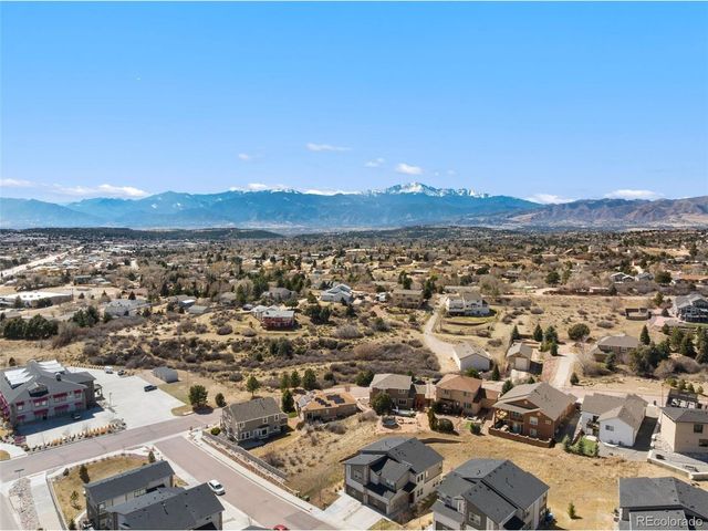 5324 Sky Top Ln, Colorado Springs, CO 80918
