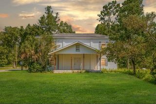 75 Yellow Jacket Avenue, Sopchoppy, FL 32358