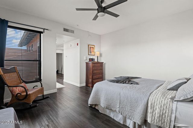 20660 N 40TH Street 2155, Phoenix, AZ 85050