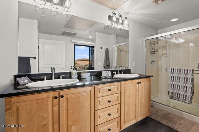 20660 N 40TH Street 2155, Phoenix, AZ 85050