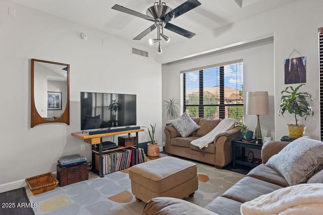 20660 N 40TH Street 2155, Phoenix, AZ 85050