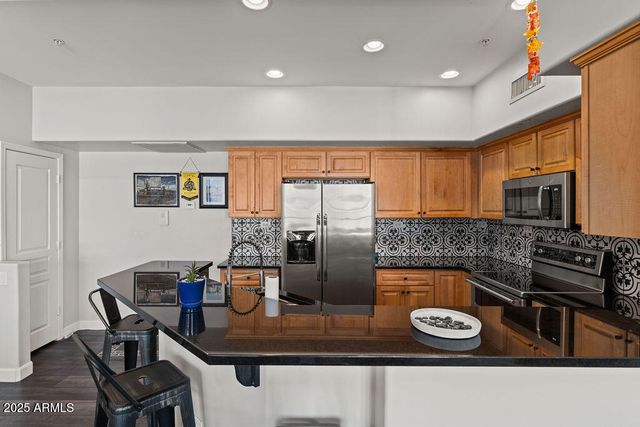 20660 N 40TH Street 2155, Phoenix, AZ 85050