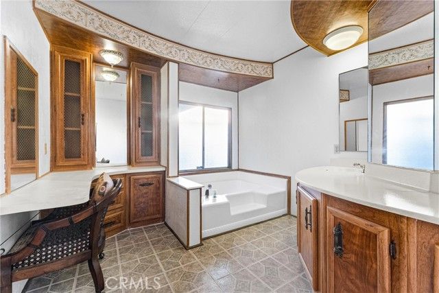 1400 S Sunkist 80, Anaheim, CA 92806