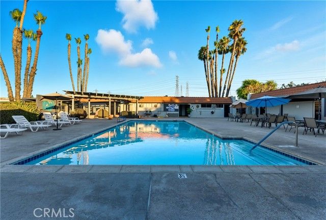 1400 S Sunkist 80, Anaheim, CA 92806