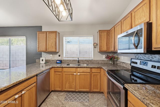 18042 N 113TH Avenue, Surprise, AZ 85378