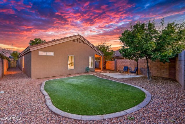 18042 N 113TH Avenue, Surprise, AZ 85378