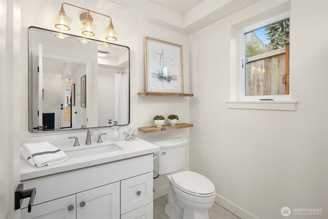 7521 12th Avenue NW, Seattle, WA 98117