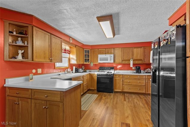 557 Windamere Avenue NW, Massillon, OH 44646