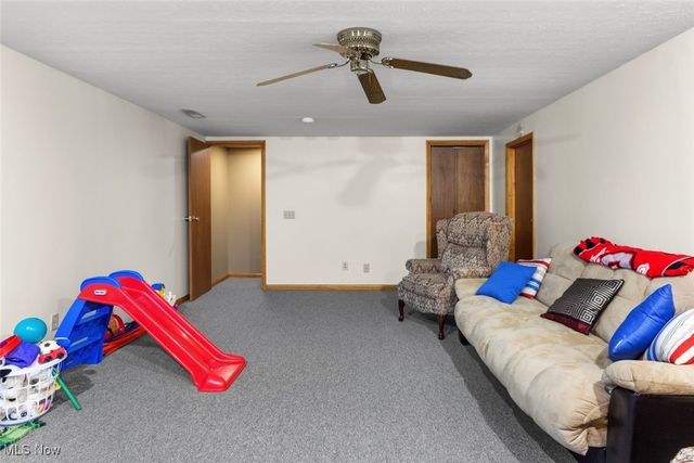 557 Windamere Avenue NW, Massillon, OH 44646