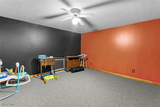 557 Windamere Avenue NW, Massillon, OH 44646