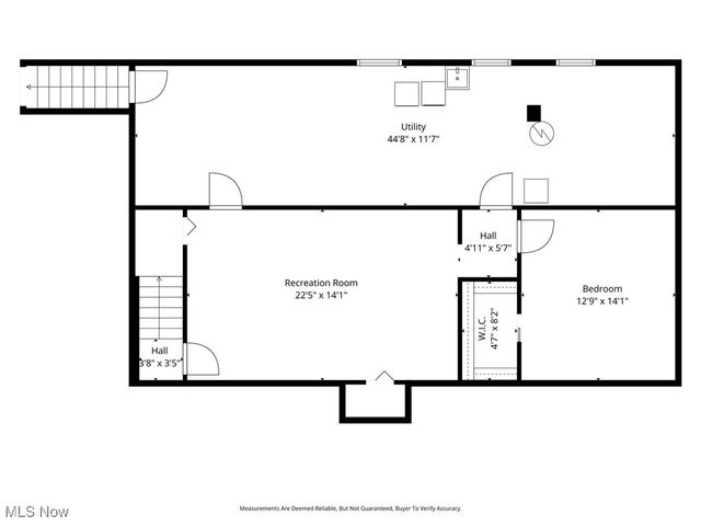 557 Windamere Avenue NW, Massillon, OH 44646