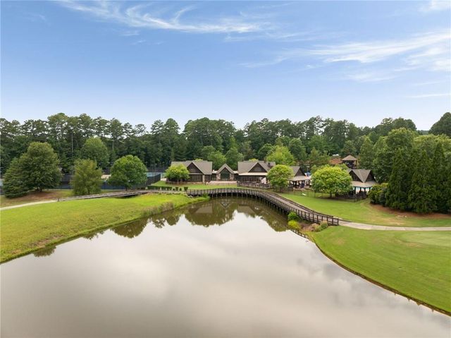 929 Middle Fork Trail, Suwanee, GA 30024
