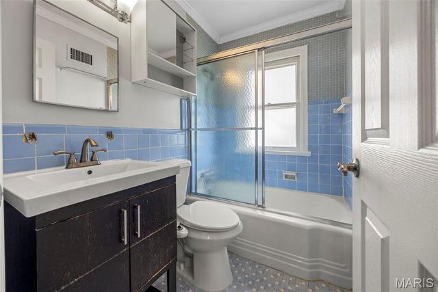 3661 Saint Marguerite Lane, St Ann, MO 63074