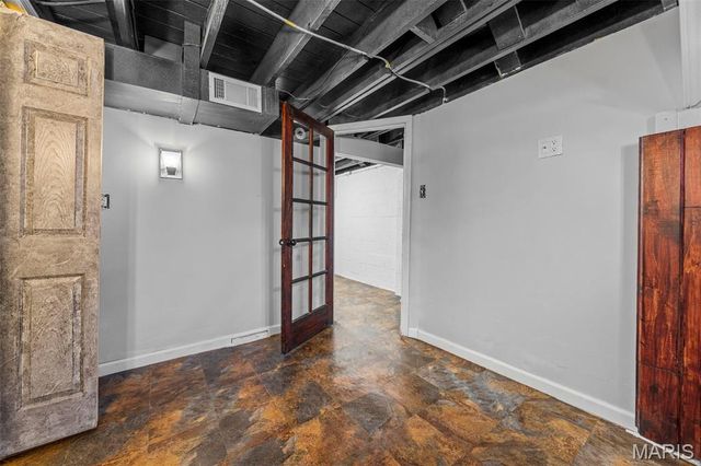 3661 Saint Marguerite Lane, St Ann, MO 63074