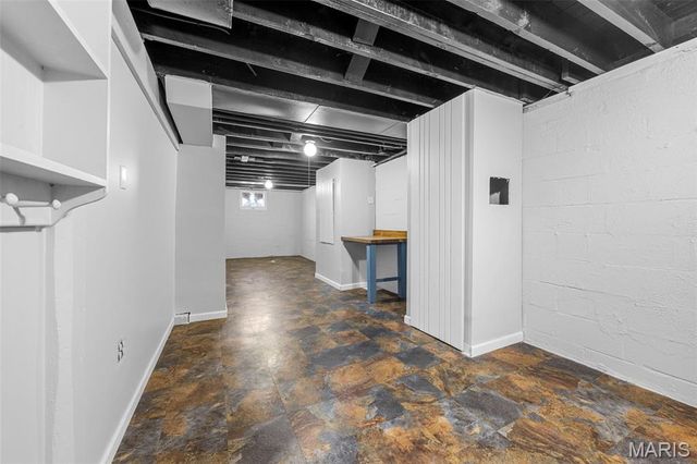 3661 Saint Marguerite Lane, St Ann, MO 63074