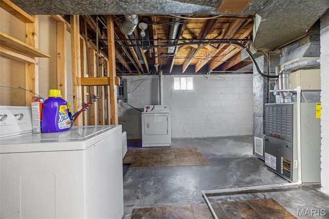 3661 Saint Marguerite Lane, St Ann, MO 63074