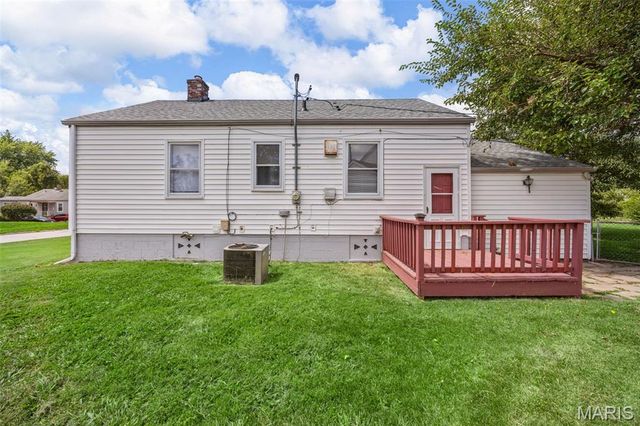 3661 Saint Marguerite Lane, St Ann, MO 63074