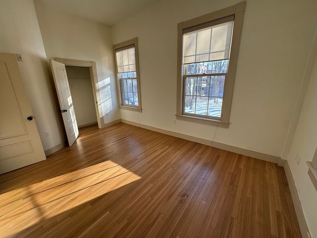 10 Linwood 3, Boston, MA 02119
