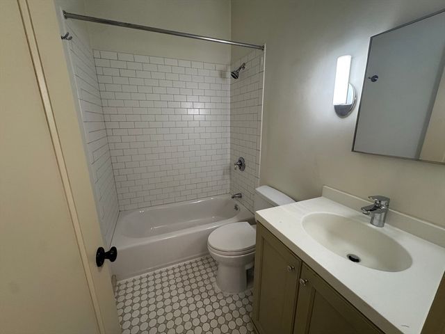 10 Linwood 3, Boston, MA 02119