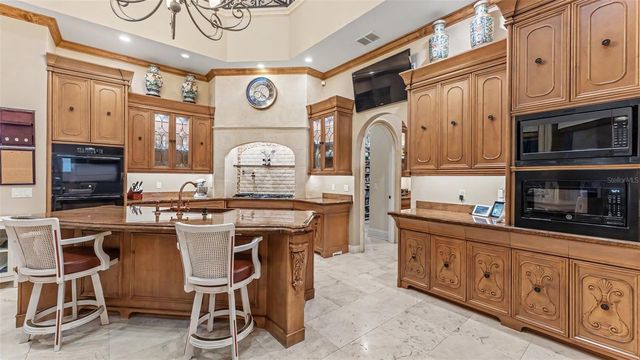 5119 LAKE IN THE WOODS BOULEVARD, Lakeland, FL 33813