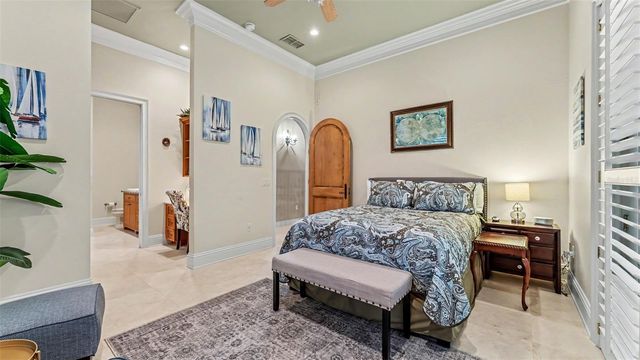 5119 LAKE IN THE WOODS BOULEVARD, Lakeland, FL 33813