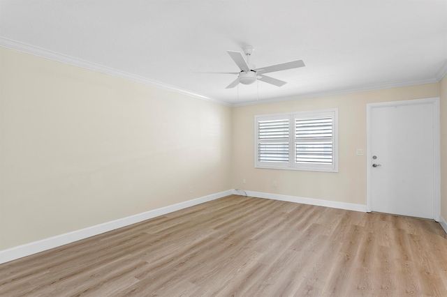 111 Shore Court 203, North Palm Beach, FL 33408