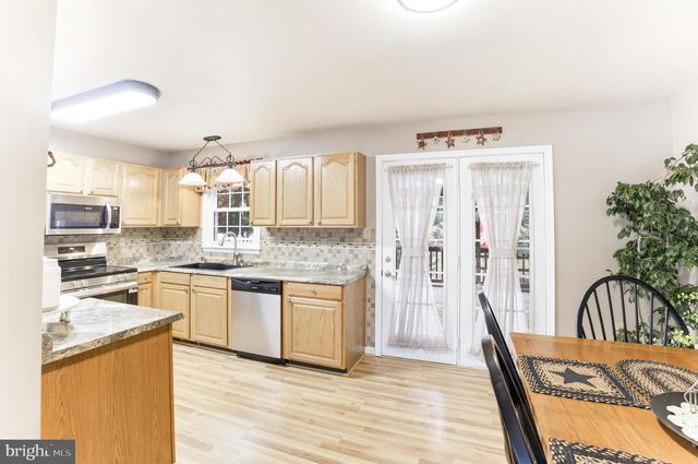 1 WALNUT POND CT, Middletown, MD 21769