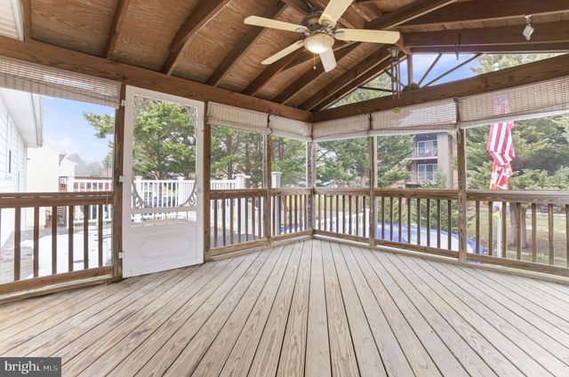 1 WALNUT POND CT, Middletown, MD 21769