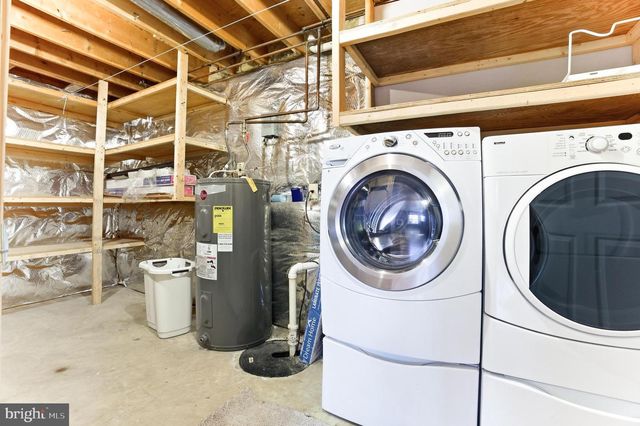 1 WALNUT POND CT, Middletown, MD 21769