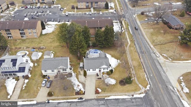 1 WALNUT POND CT, Middletown, MD 21769