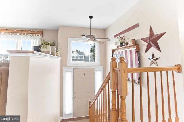 1 WALNUT POND CT, Middletown, MD 21769