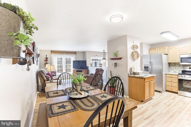 1 WALNUT POND CT, Middletown, MD 21769