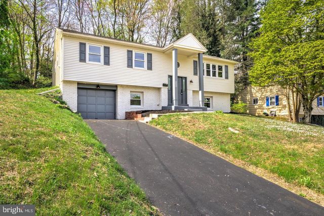 333 GOLF HILLS RD, Havertown, PA 19083