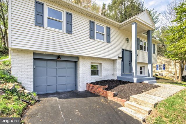 333 GOLF HILLS RD, Havertown, PA 19083