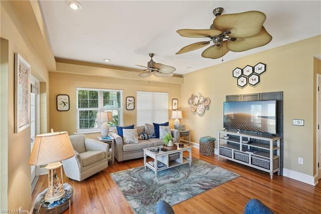 2520 SE 20th PL, Cape Coral, FL 33904