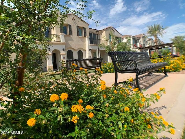 4043 E PONY Lane 104, Gilbert, AZ 85295