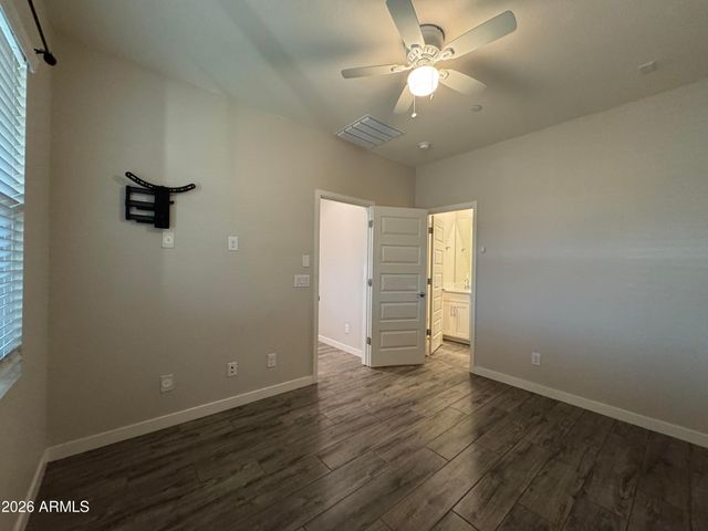 4043 E PONY Lane 104, Gilbert, AZ 85295