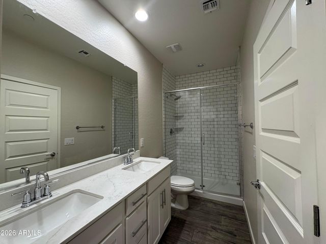 4043 E PONY Lane 104, Gilbert, AZ 85295