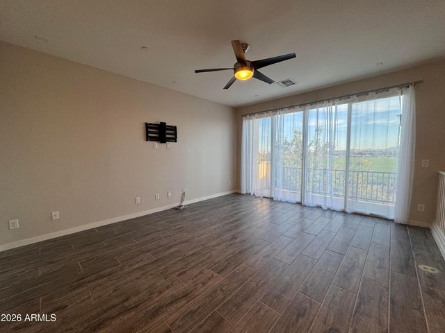 4043 E PONY Lane 104, Gilbert, AZ 85295