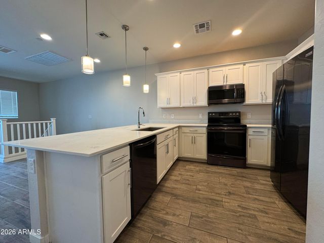 4043 E PONY Lane 104, Gilbert, AZ 85295