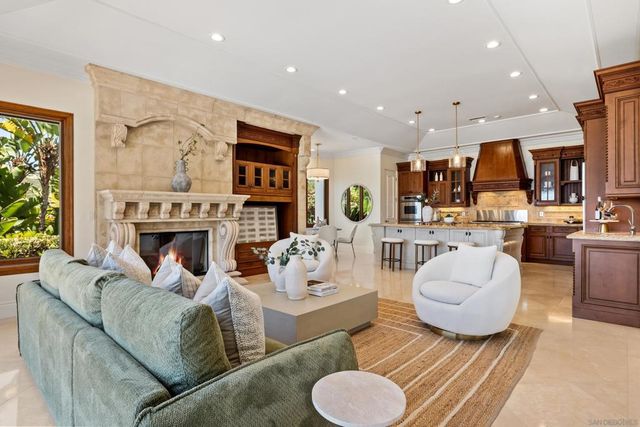 1678 Marisma Way, La Jolla, CA 92037