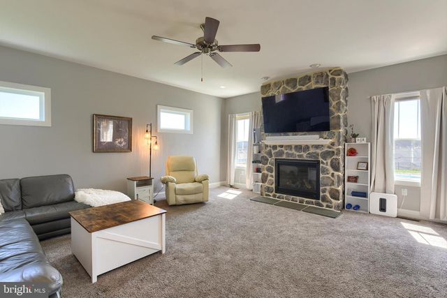 1541 ZESTAR DRIVE, Mechanicsburg, PA 17055