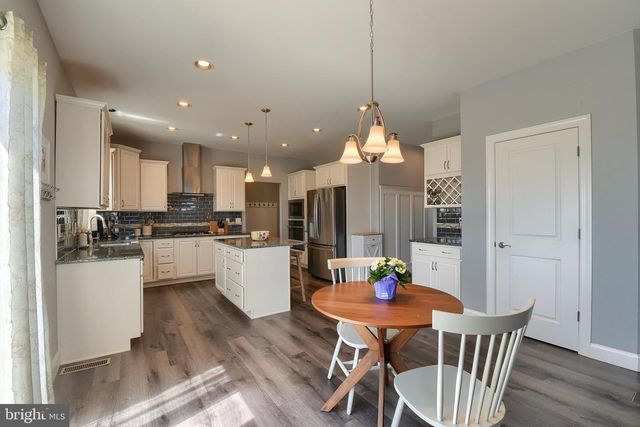 1541 ZESTAR DRIVE, Mechanicsburg, PA 17055