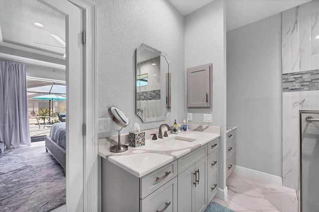 226 W PINE VALLEY LANE, Rotonda West, FL 33947