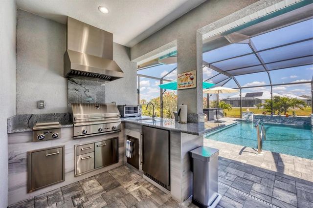 226 W PINE VALLEY LANE, Rotonda West, FL 33947